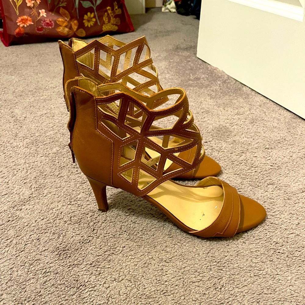 Neutral Brown Woman’s Heels